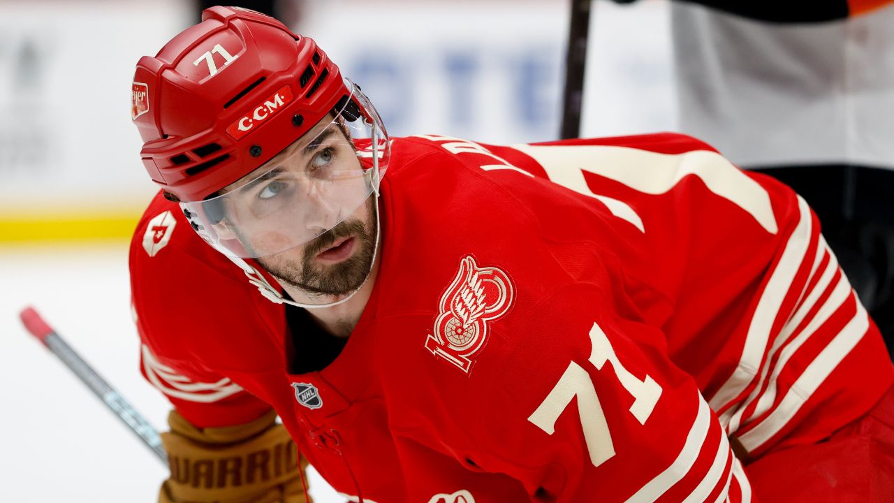 NHL Rumors: Trade Market Sees Movement as Red Wings Star Dylan Larkin Blinks First
