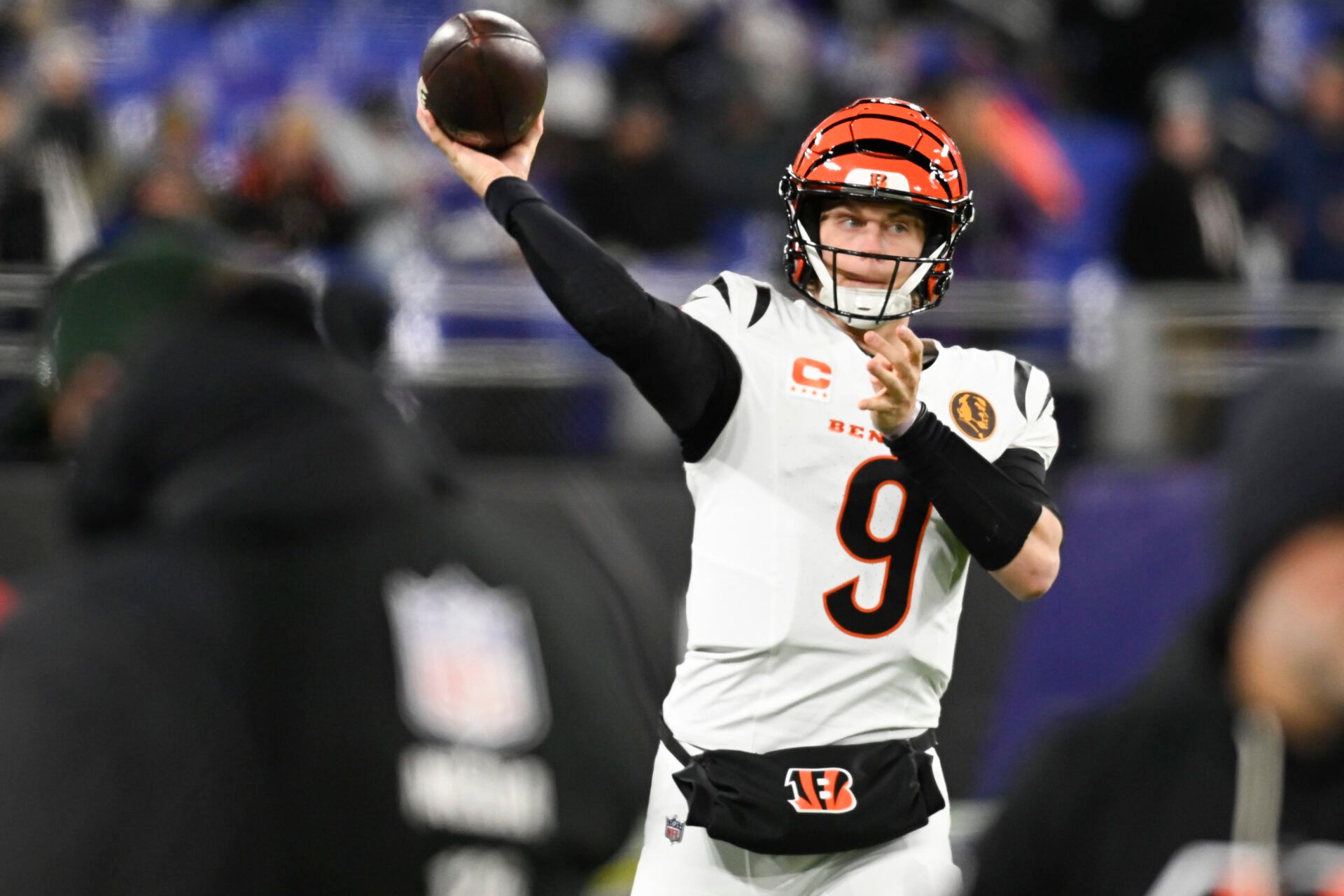 Cincinnati Bengals quarterback Joe Burrow (9) throws before the game against the Baltimore Ravens at M&T Bank Stadium.