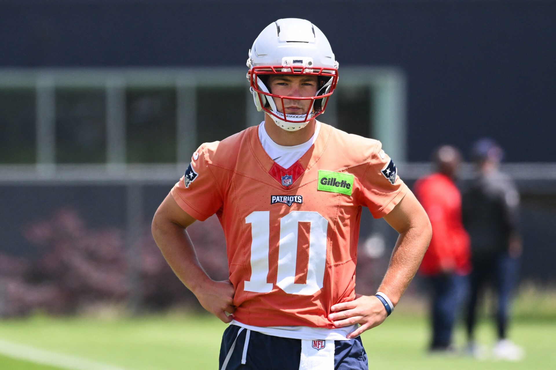 New England Patriots quarterback Drake Maye (10) looks on during the team's OTA at Gillette Stadium.