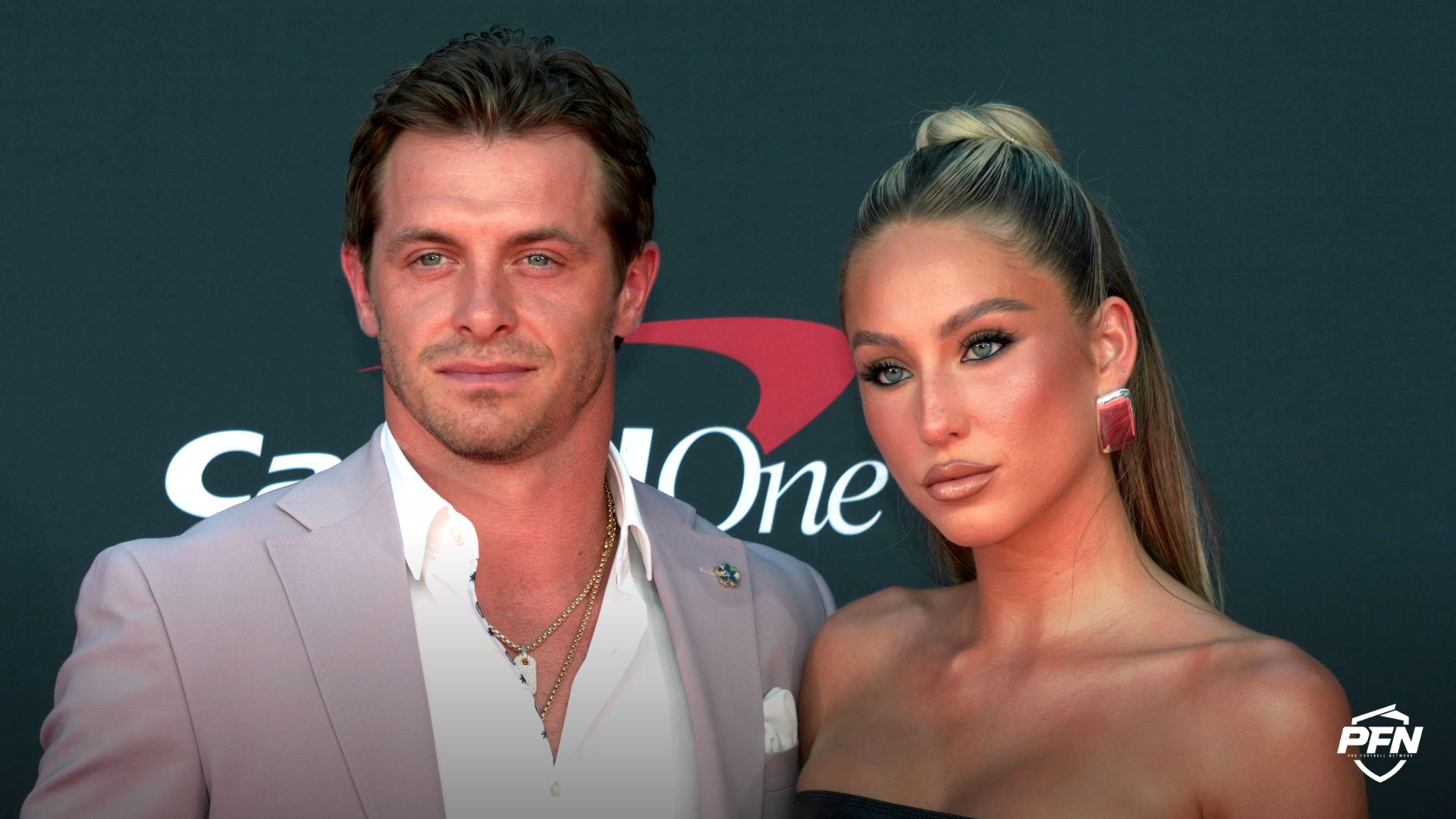 Braxton Berrios Sends 7-Word Message Reacting to Fans Urging Him To Get Back With Ex-Girlfriend Alix Earle