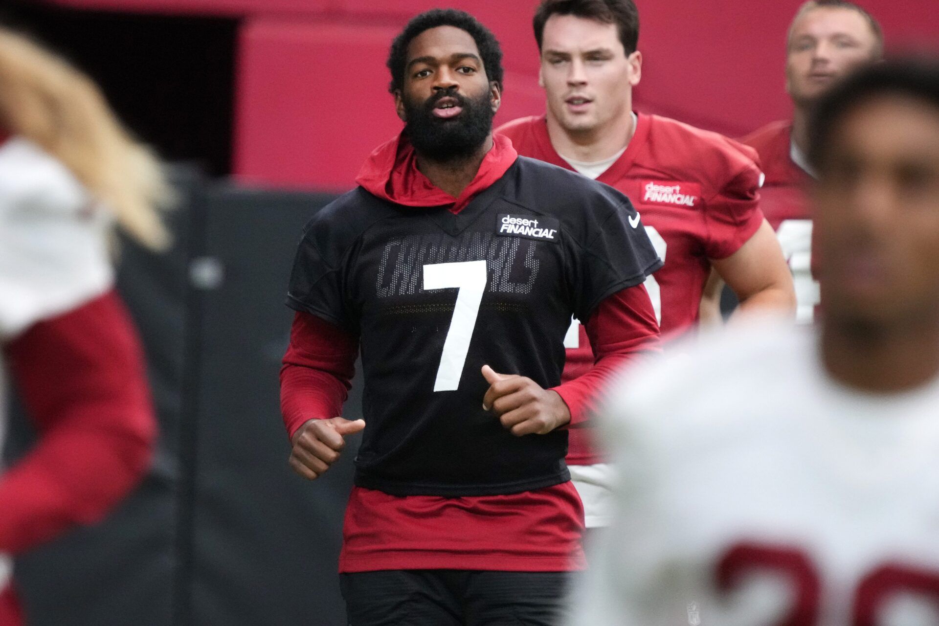 Arizona Cardinals quarterback Jacoby Brissett (7) practices during a walkthrough in training camp at State Farm Stadium in Glendale, on July 25, 2026.