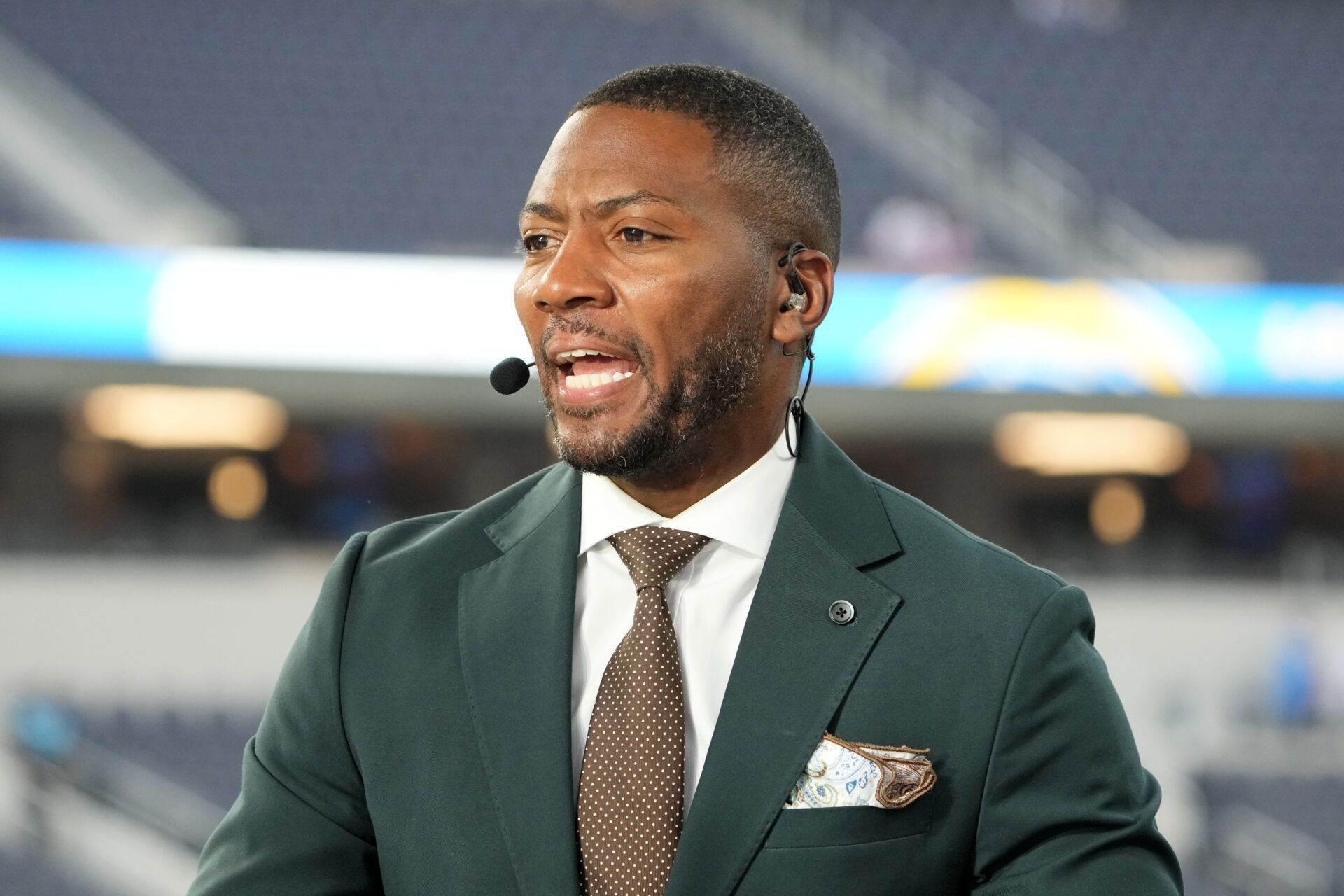 Ryan Clark on the ESPN Monday Night Football Countdown set SoFi Stadium.