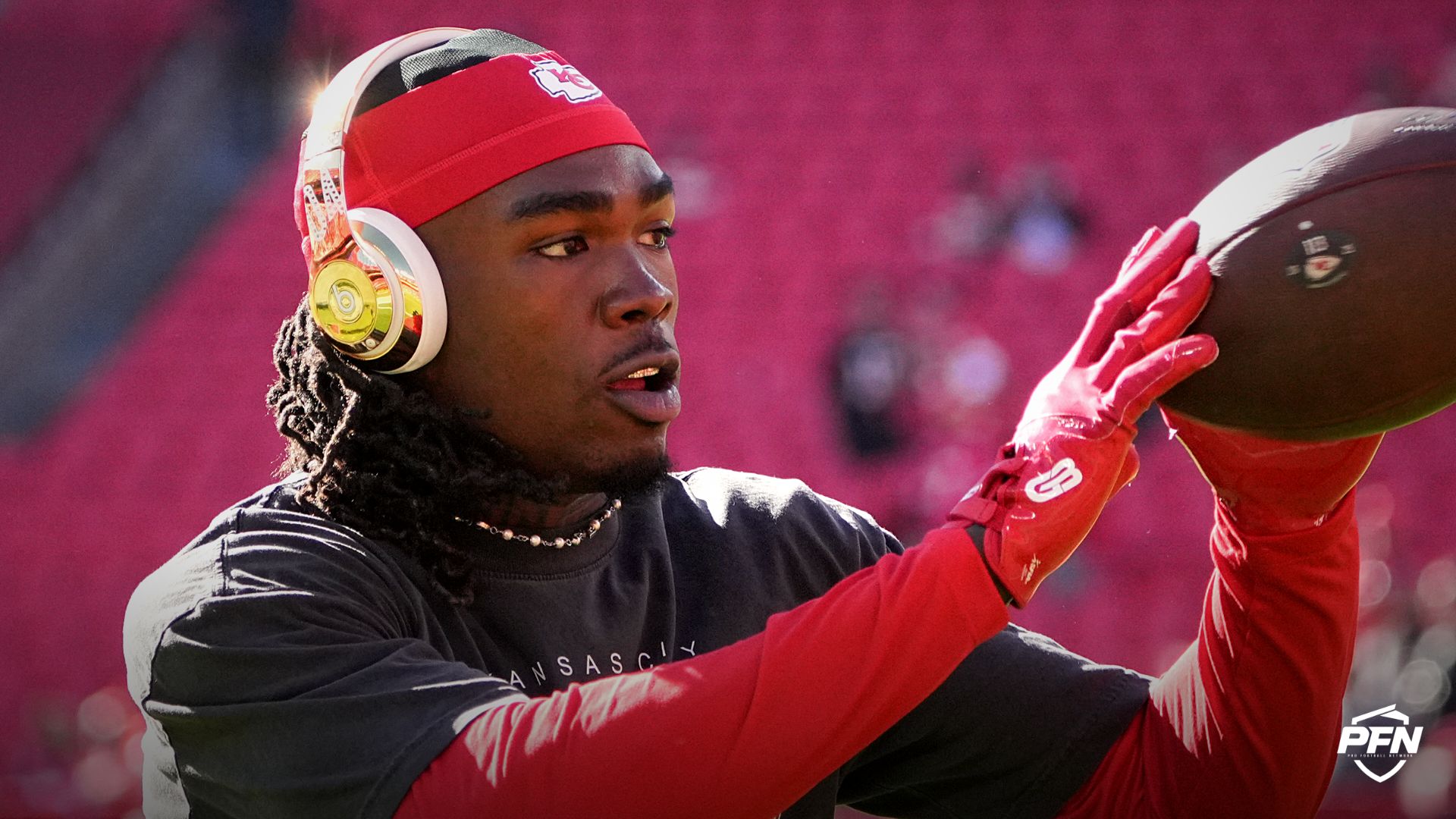 'Rashee Rice Running Like Dave Portnoy' -- NFL Community Raises Red Flags Over Training Camp Footage of Chiefs WR