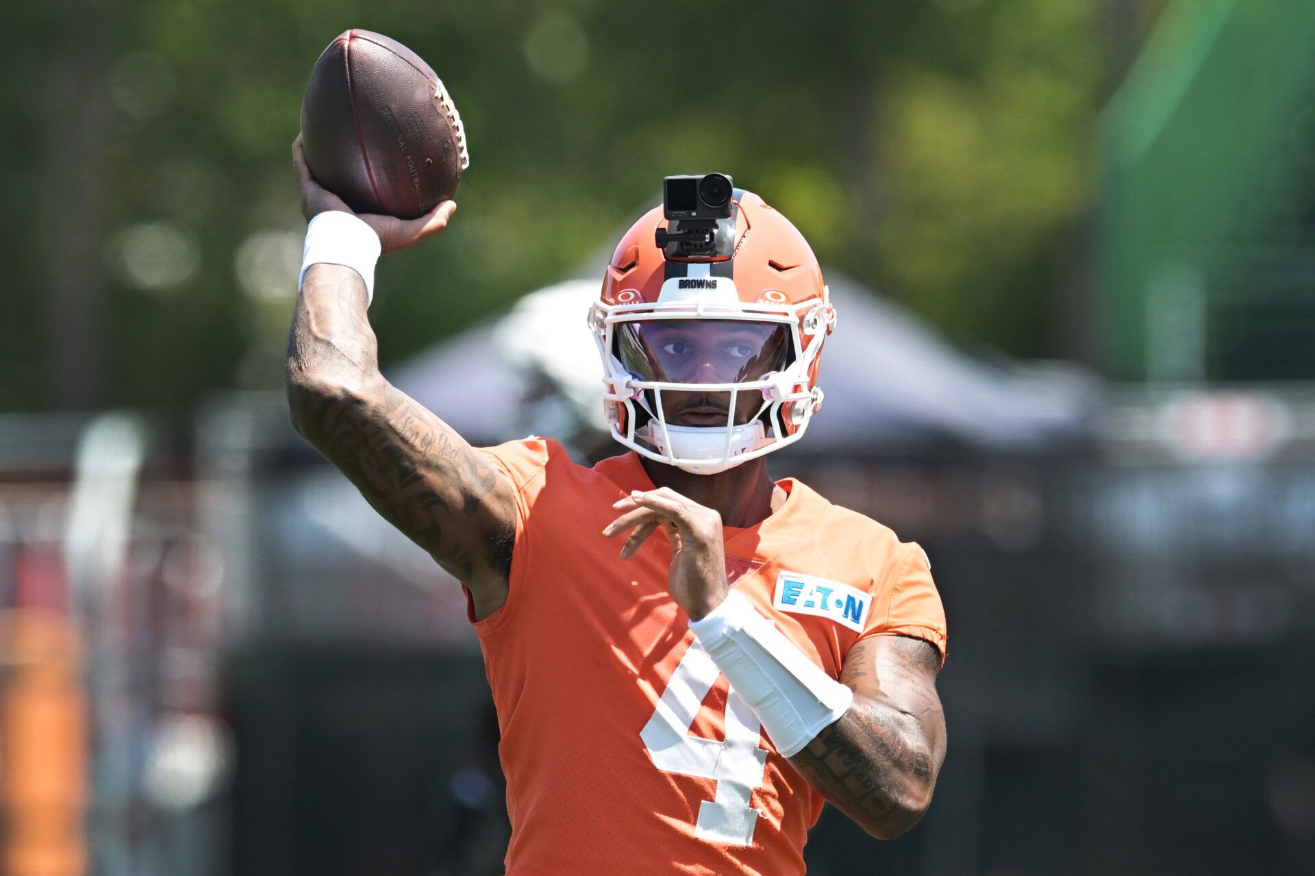 Cleveland Browns quarterback Deshaun Watson (4) throws a pass during training camp at CrossCountry Mortgage Campus.