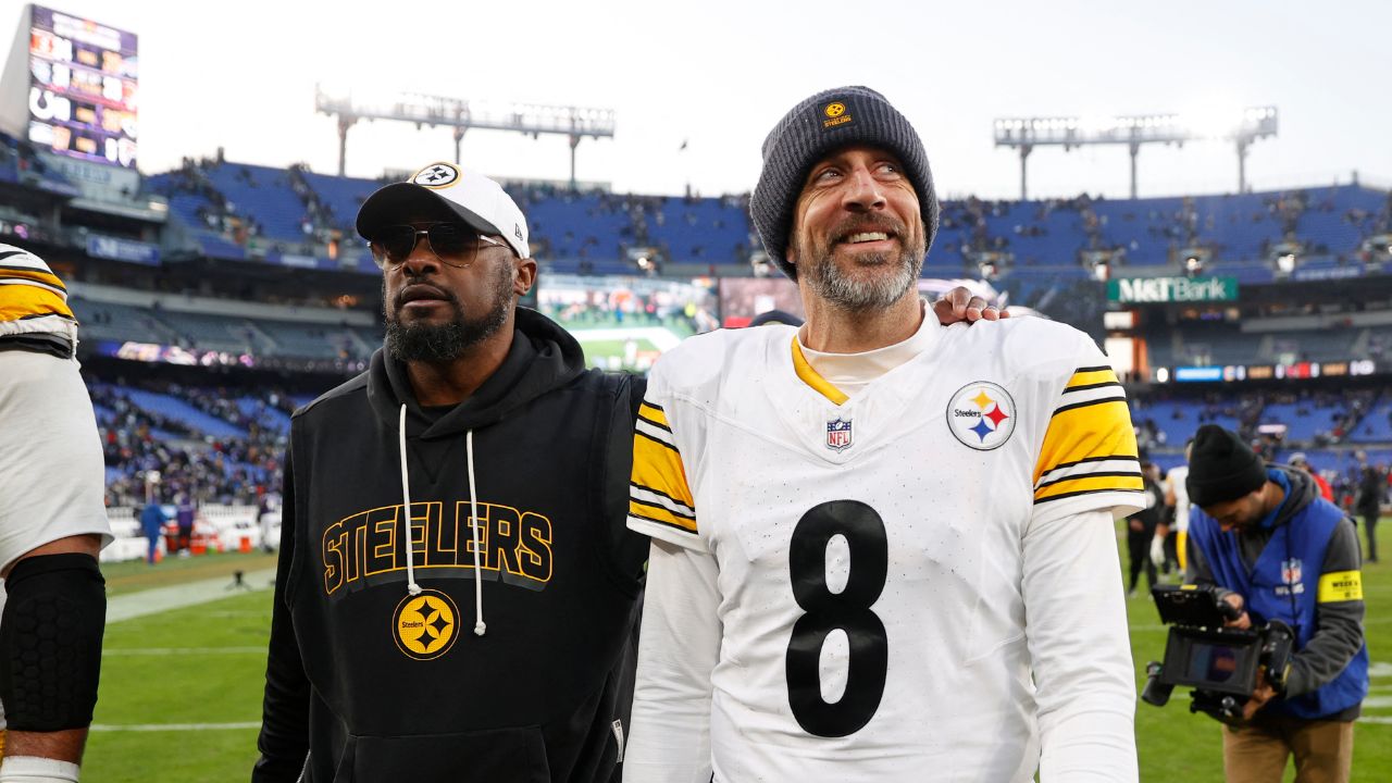 'He’s Suspicious Of These Experts' — Sen. Ron Johnson Picks Sides After Aaron Rodgers Brutal Takedown of Dr. Anthony Fauci