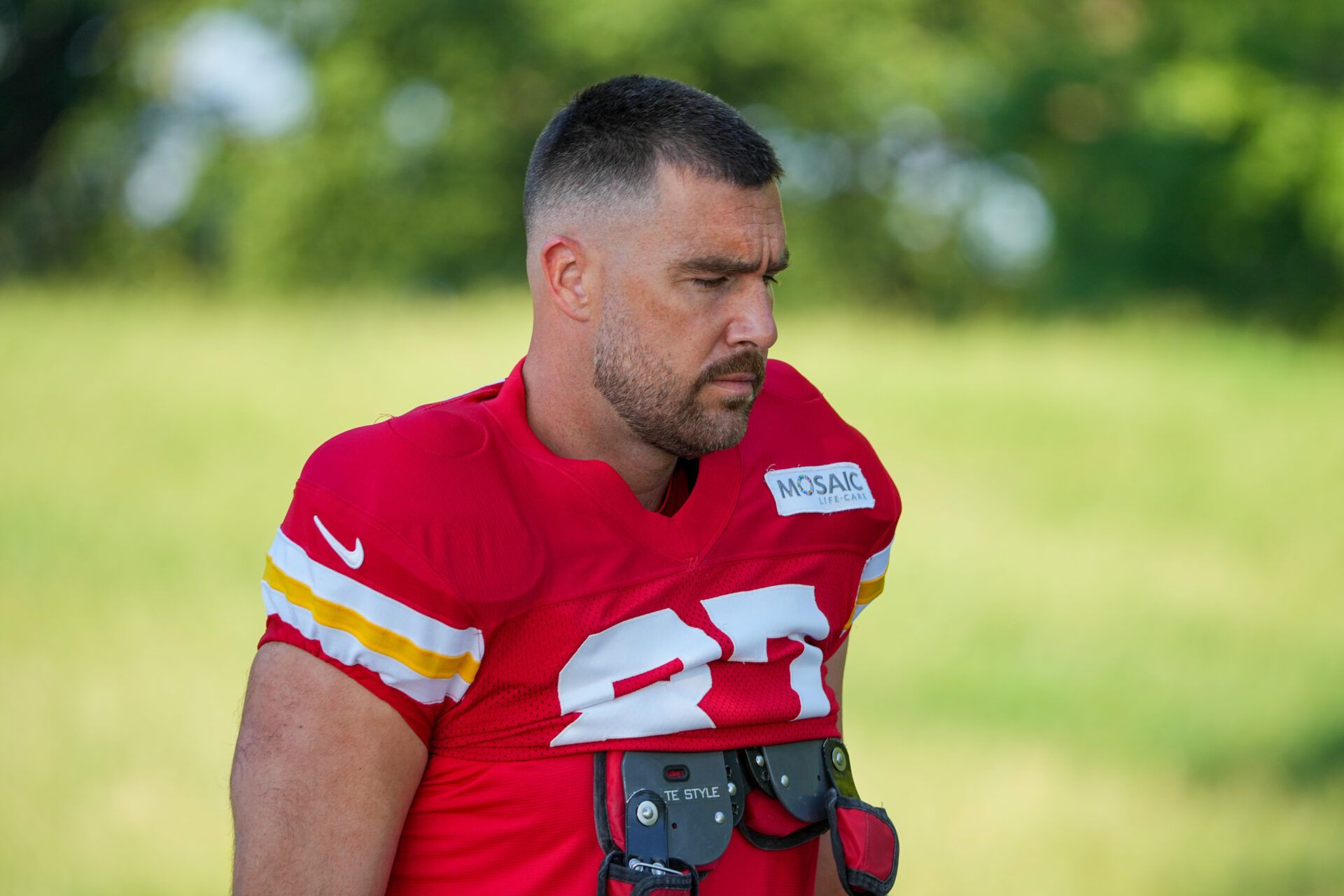 Kansas City Chiefs   tight end Travis Kelce (87) walks down the hill to the fields prior to training camp at Missouri Western University.