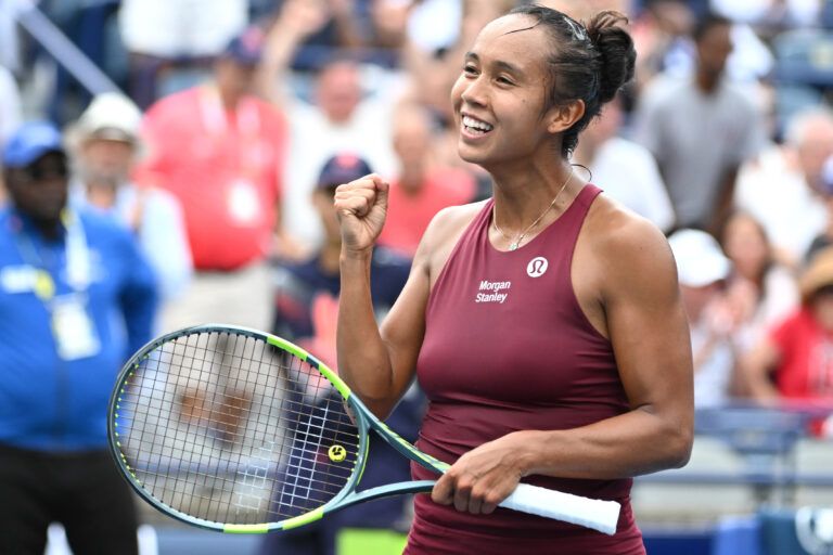 Leylah Fernandez (CAN) reacts after defeating Mirra Andreeva during third round play at Sobeys Stadium.