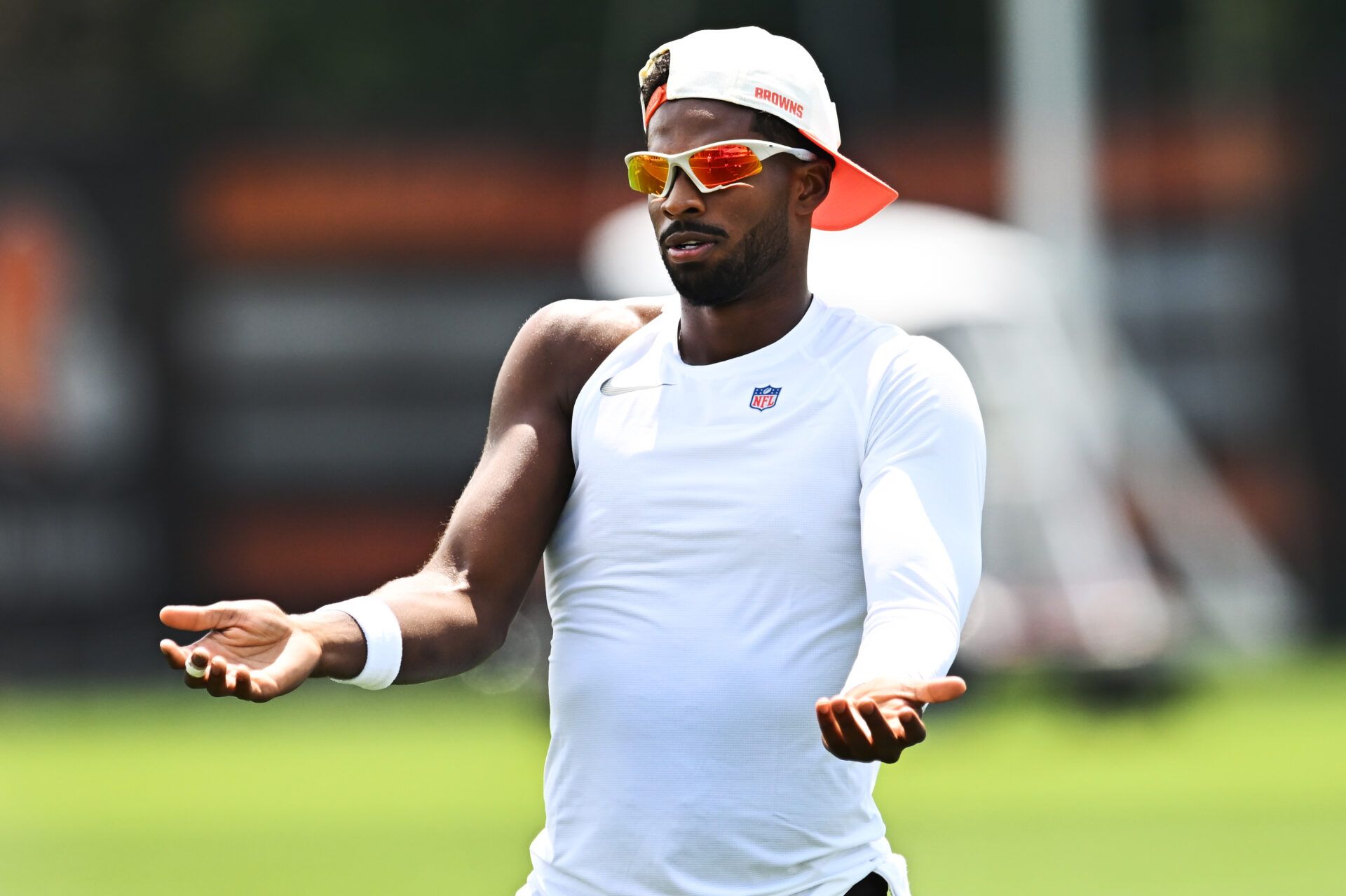 Cleveland Browns quarterback Shedeur Sanders (2) works out during training camp at CrossCountry Mortgage Campus.