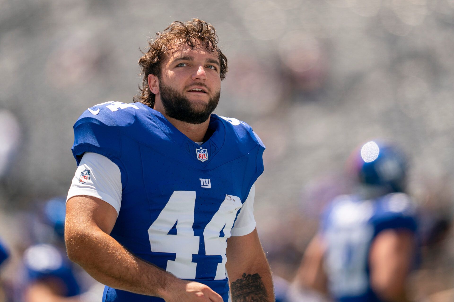 New York Giants running back Cam Skattebo (44) warms up during a preseason opening game between the New York Giants and Minnesota Vikings on Saturday, Aug. 15, 2026, at MetLife Stadium in East Rutherford, NJ.