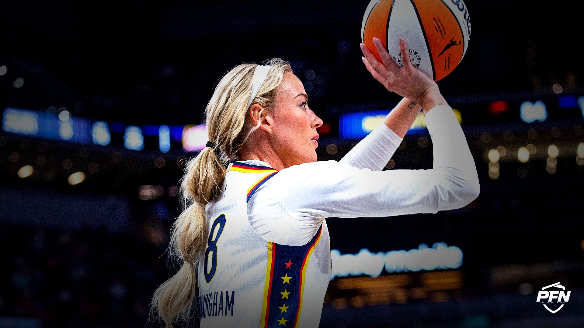 Indiana Fever guard Sophie Cunningham (8) shoots the ball in the second half against the New York Liberty at Gainbridge Fieldhouse.