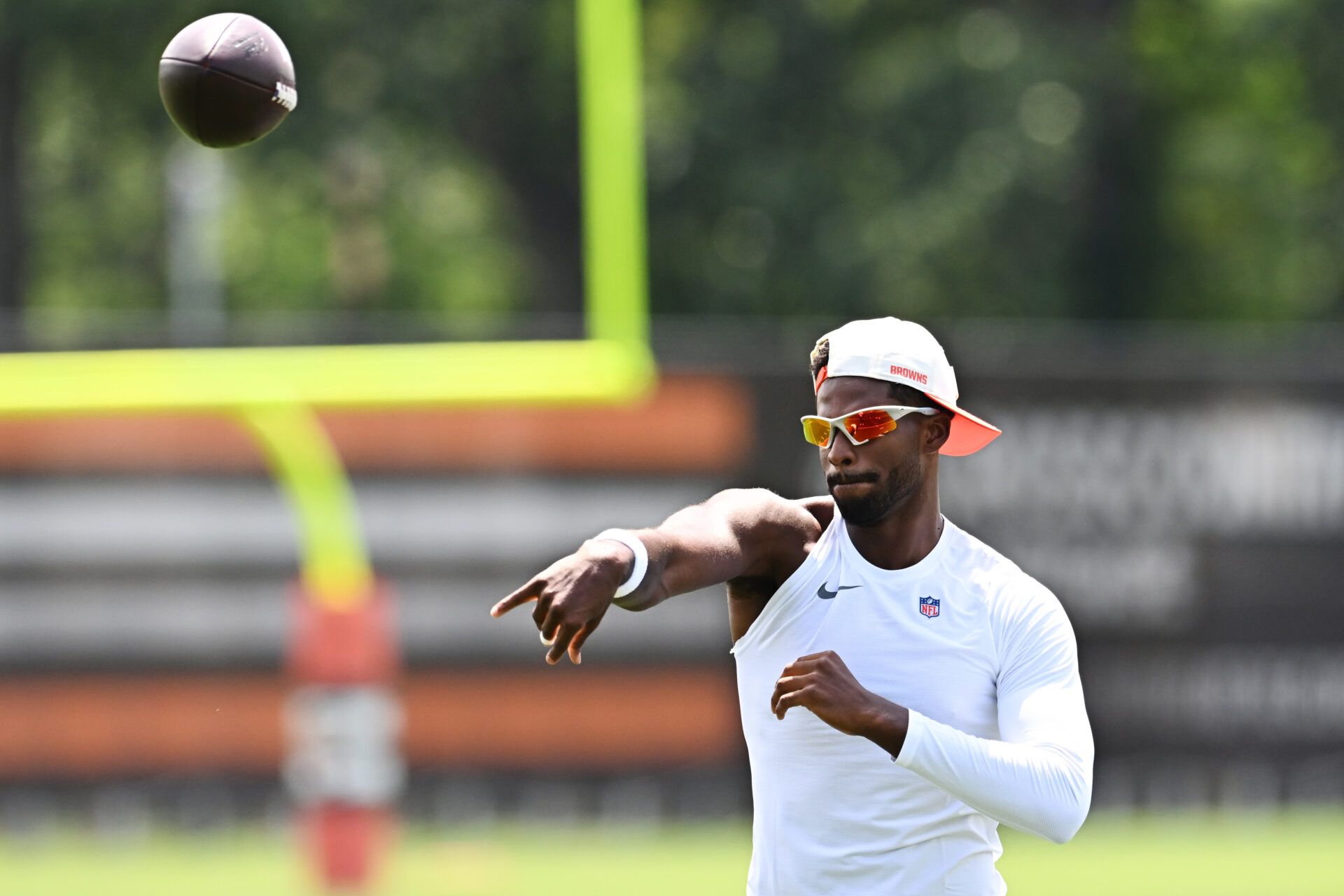 Cleveland Browns quarterback Shedeur Sanders (2) works out during training camp at CrossCountry Mortgage Campus.