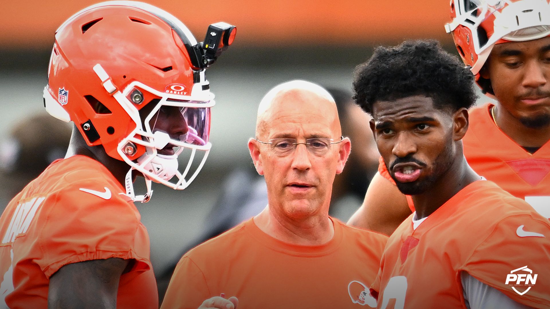 ‘Could Have Saved the Locker Room’ — Ex-NFL QB Calls Out Browns Over Messy Shedeur Sanders-Deshaun Watson Battle