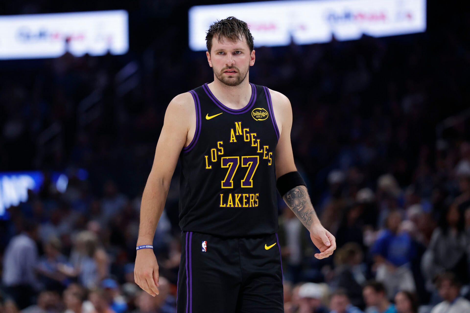 Los Angeles Lakers guard Luka Doncic (77) stands on the court during the second half against the Oklahoma City Thunder at Paycom Center.