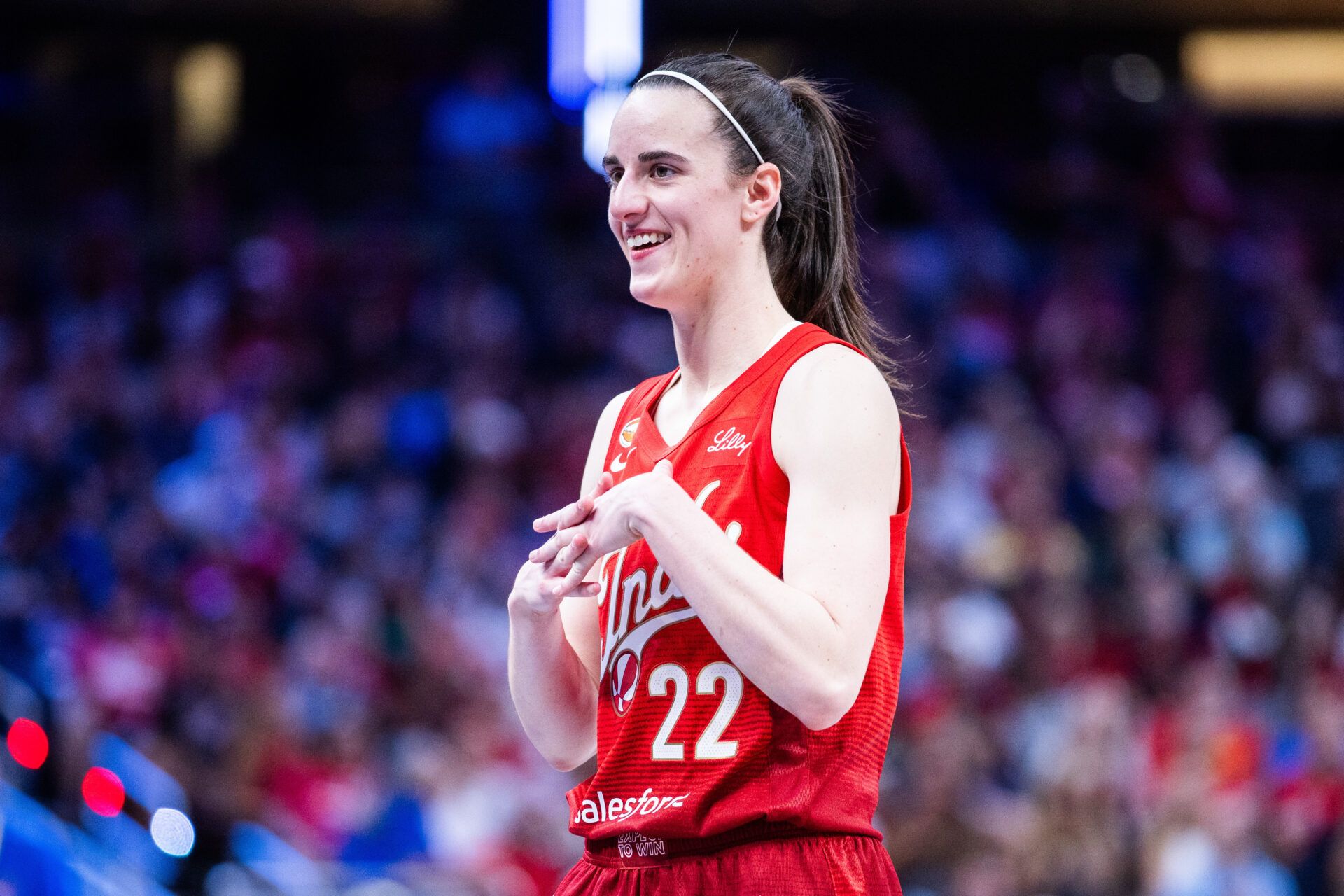 ‘Could NEVER EVER Make Me Hate Her,’ ‘Insanely Sweet’ — WNBA Fans in Awe as Caitlin Clark Quietly Donates $2,000 to Late Fever Fan’s Fundraiser