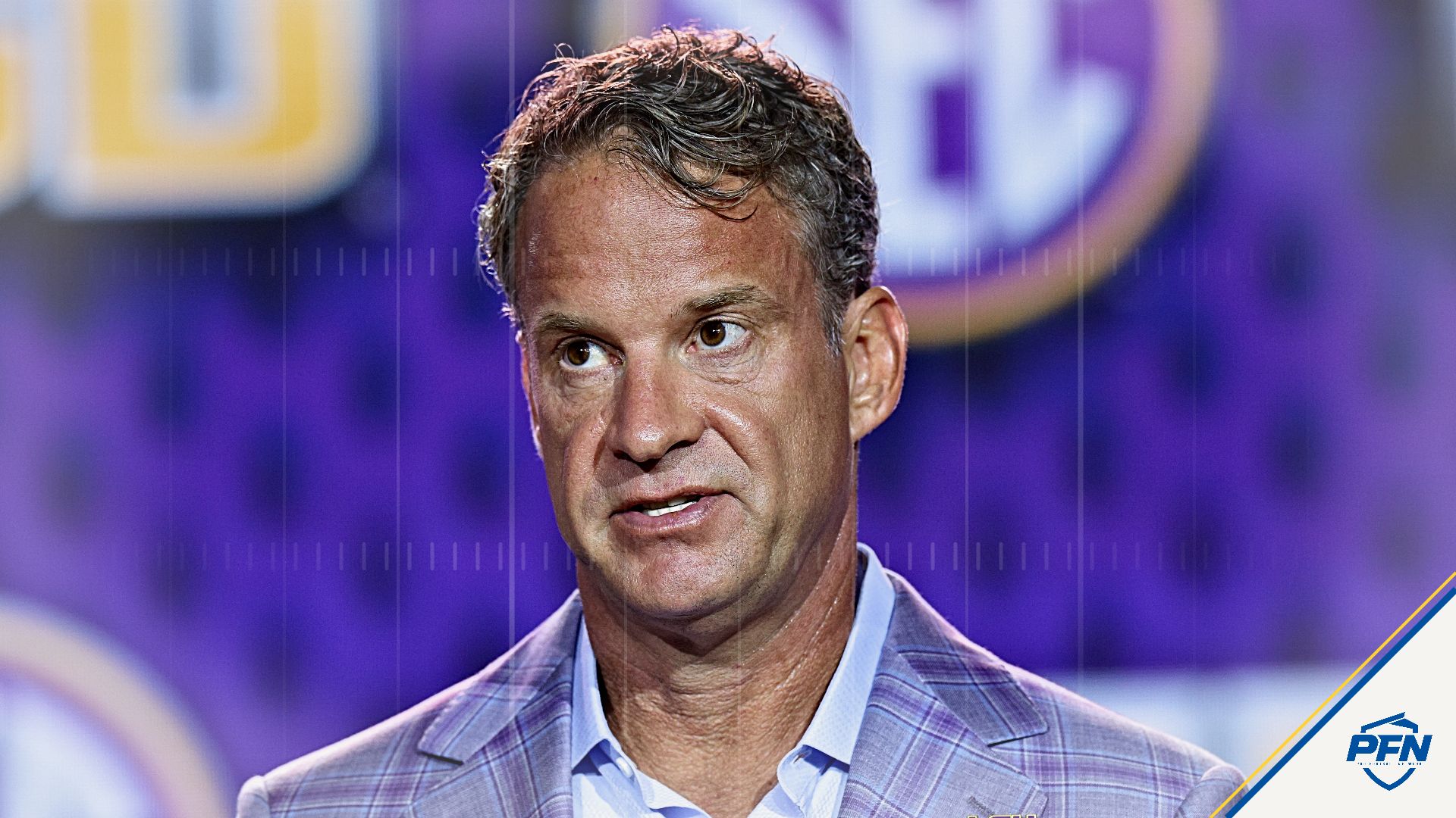 ‘Pressure in Baton Rouge Is Going To Be Insane’ — CFB World Reacts As Lane Kiffin Recruits NFL TE To Play for LSU