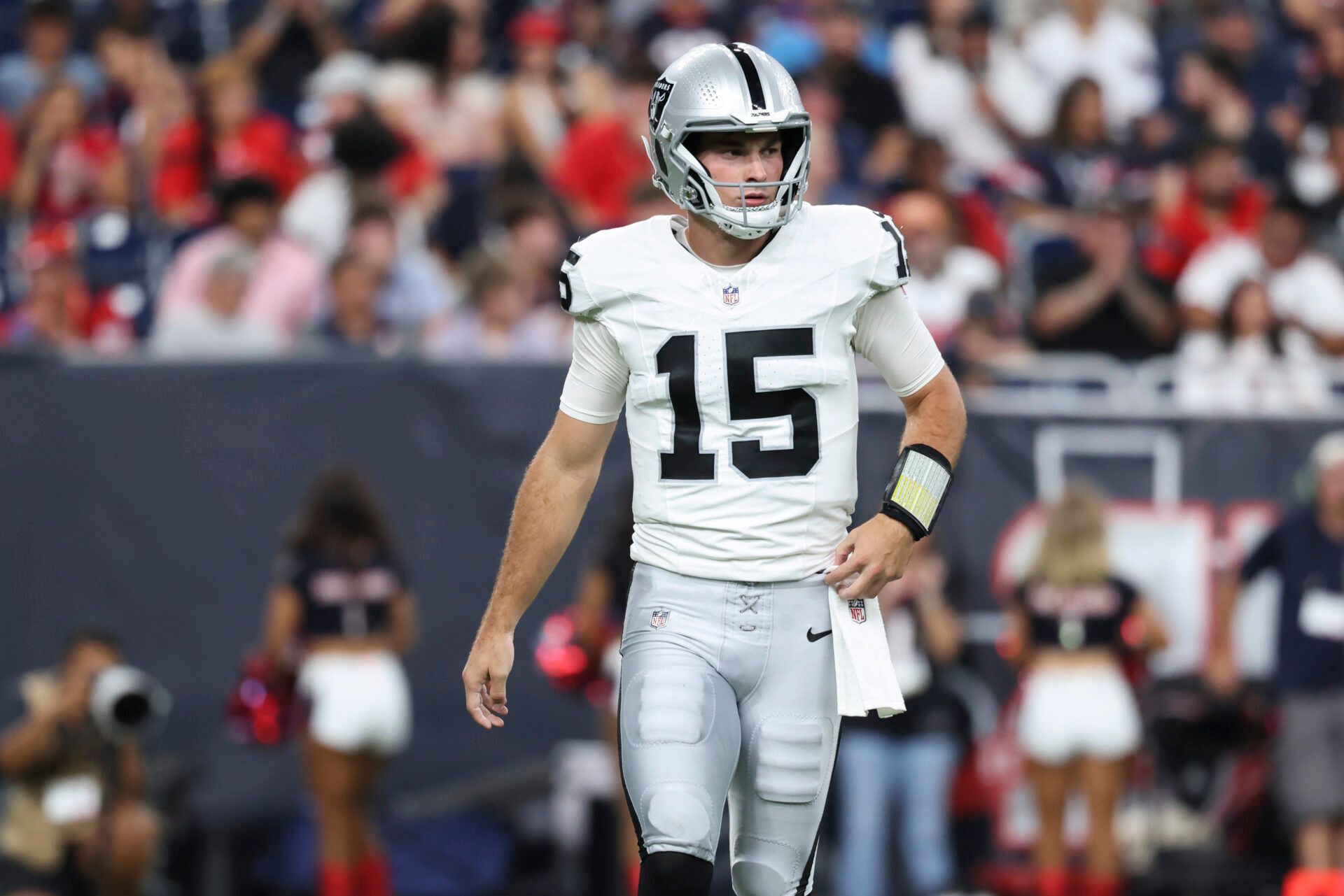Las Vegas Raiders quarterback Fernando Mendoza (15) on the field during the game against the Houston Texans at Reliant Stadium.