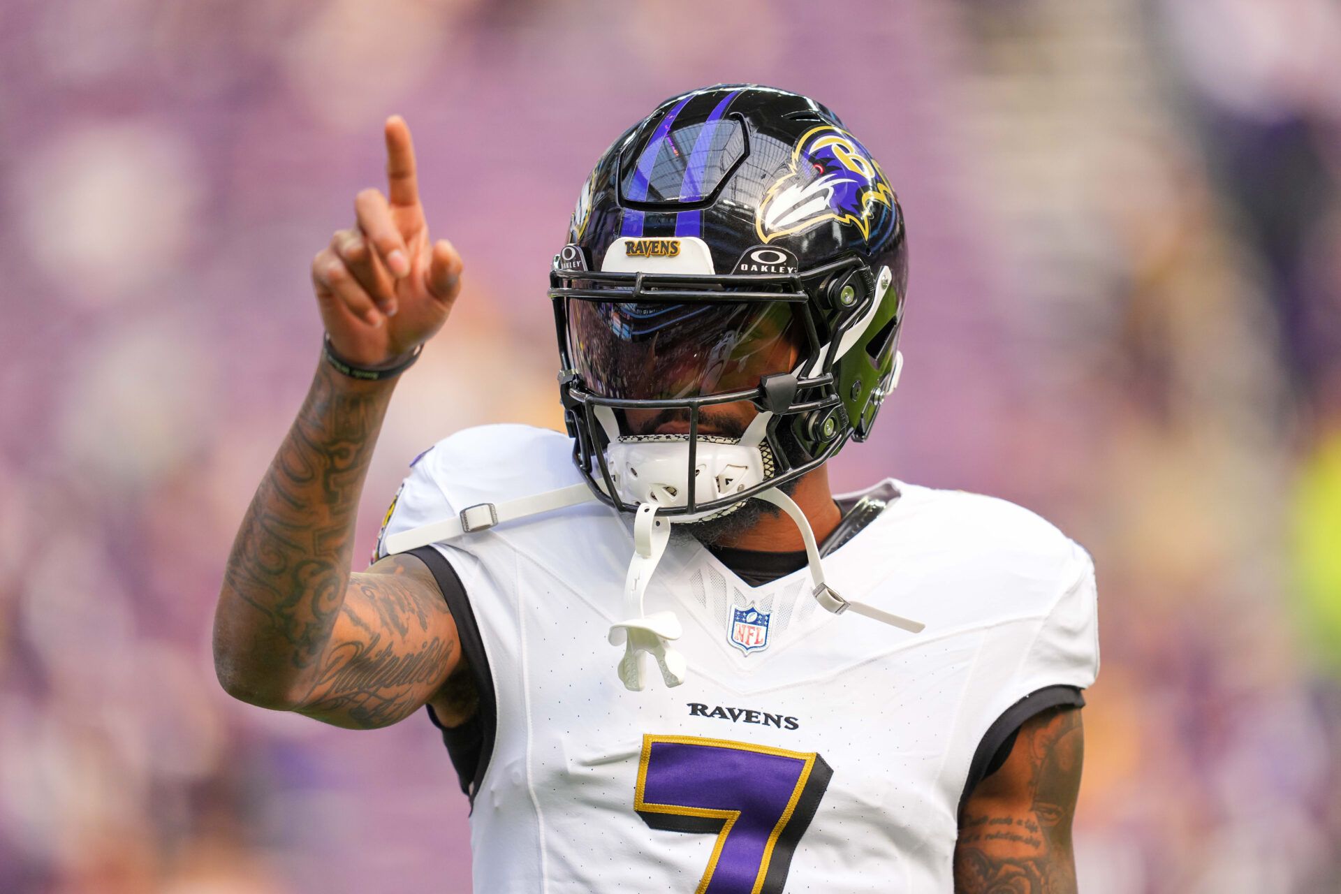 Baltimore Ravens wide receiver Rashod Bateman (7) before the game against the Minnesota Vikings at U.S. Bank Stadium.