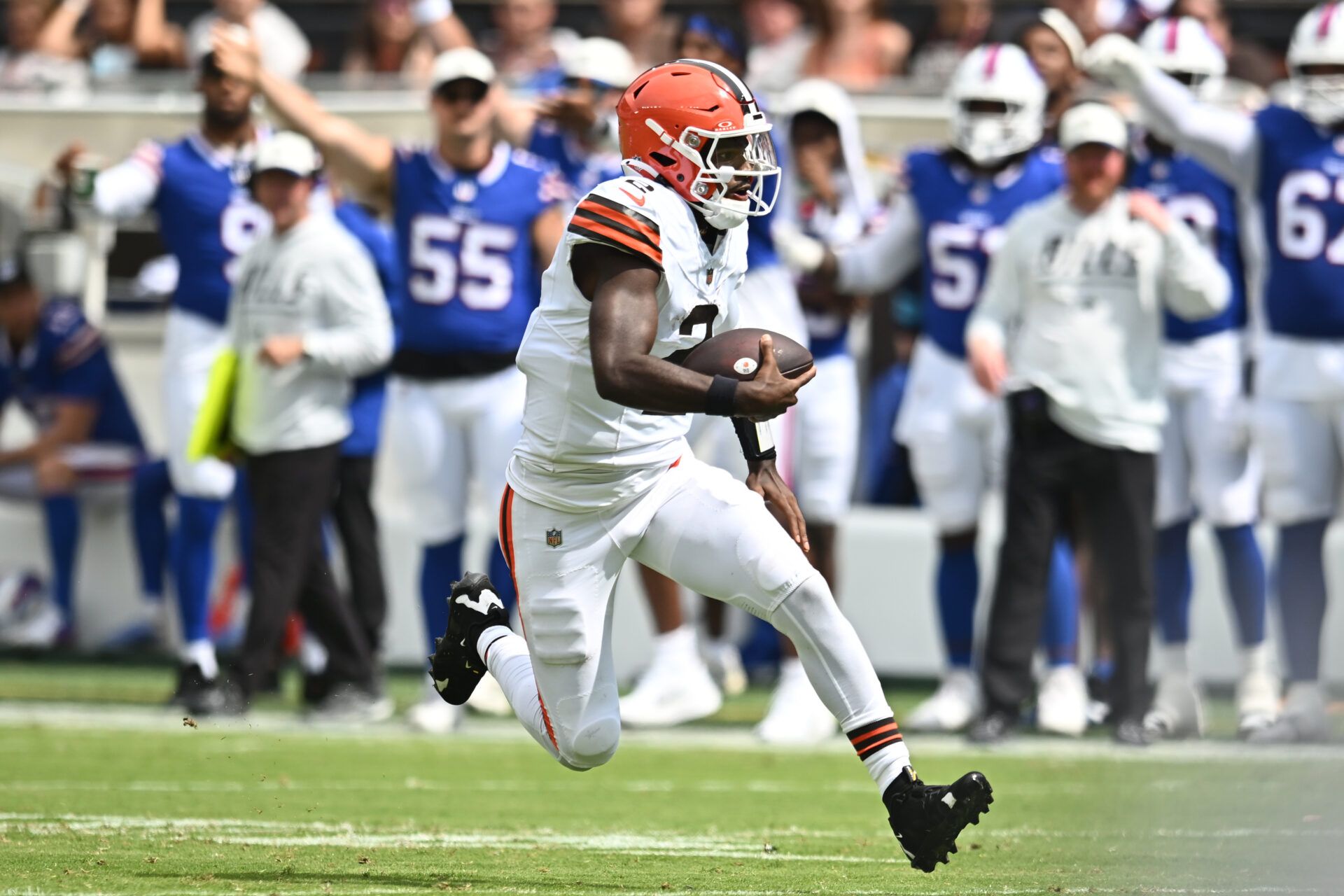 Cleveland Browns quarterback Shedeur Sanders (2) scrambles during the first half against the Buffalo Bills at Huntington Bank Field.
