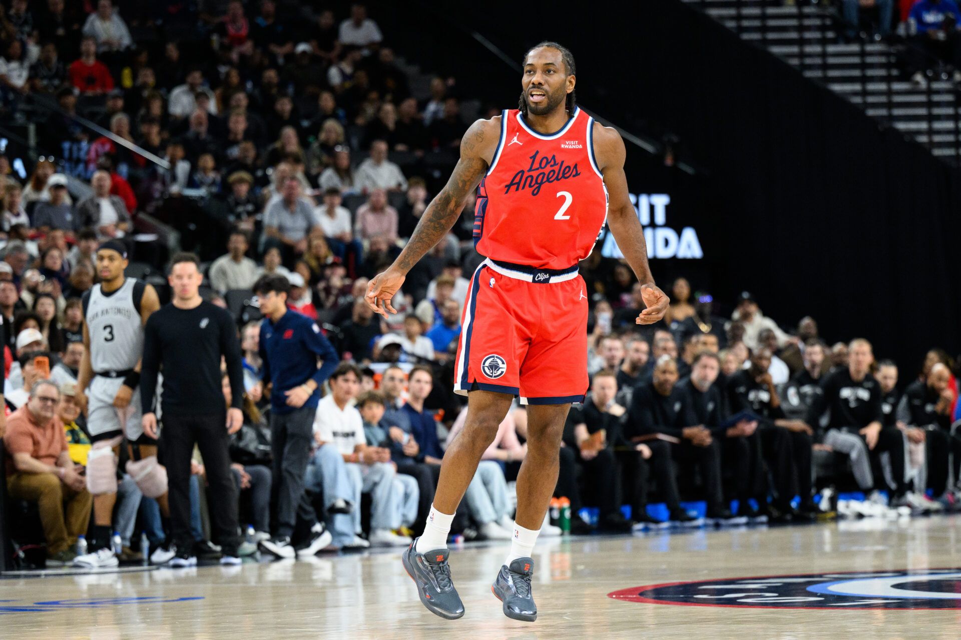 Los Angeles Clippers forward Kawhi Leonard (2) watches his shot during the first half against the San Antonio Spurs at Intuit Dome.