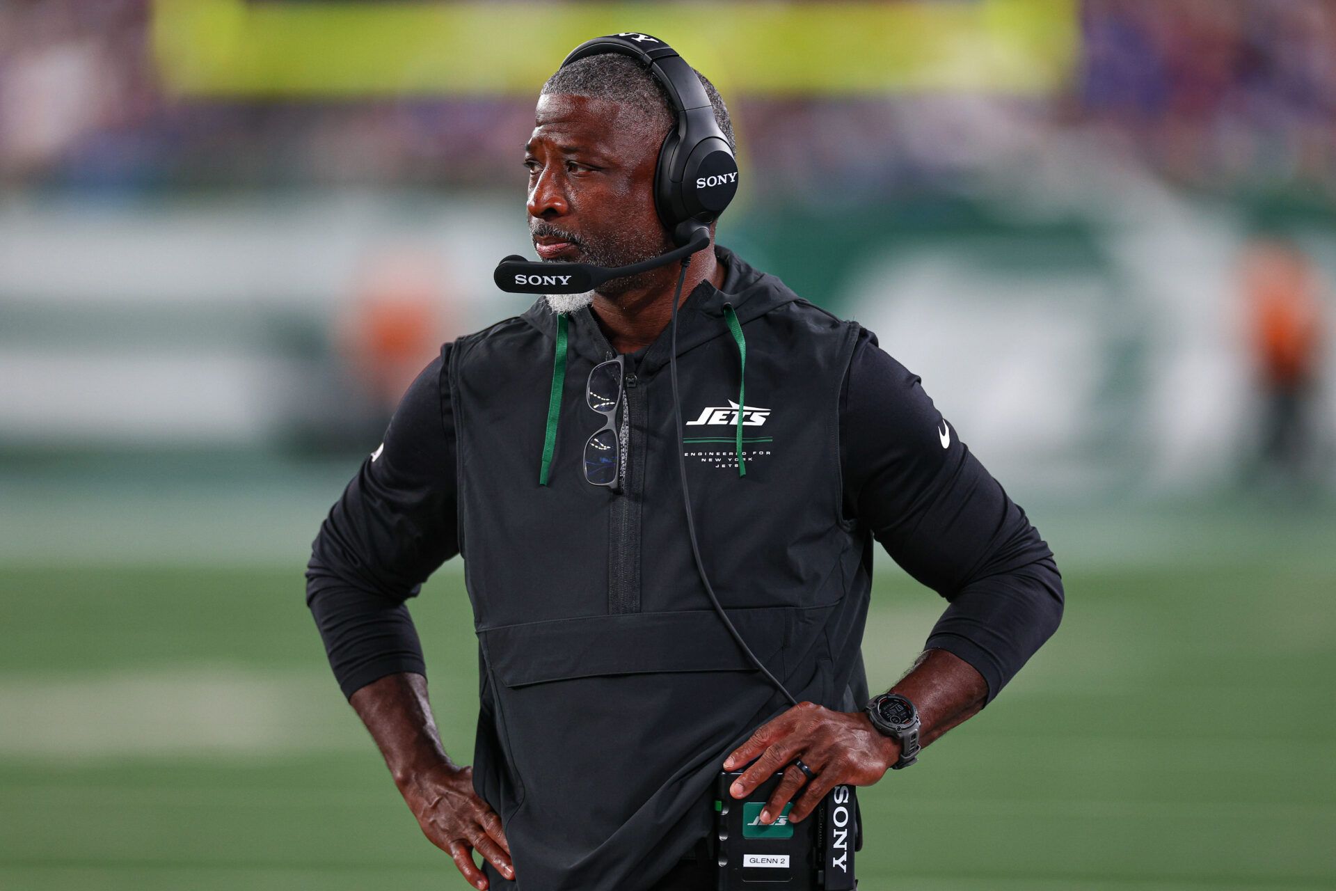 New York Jets head coach Aaron Glenn looks on against the New York Giants during the first half at MetLife Stadium.