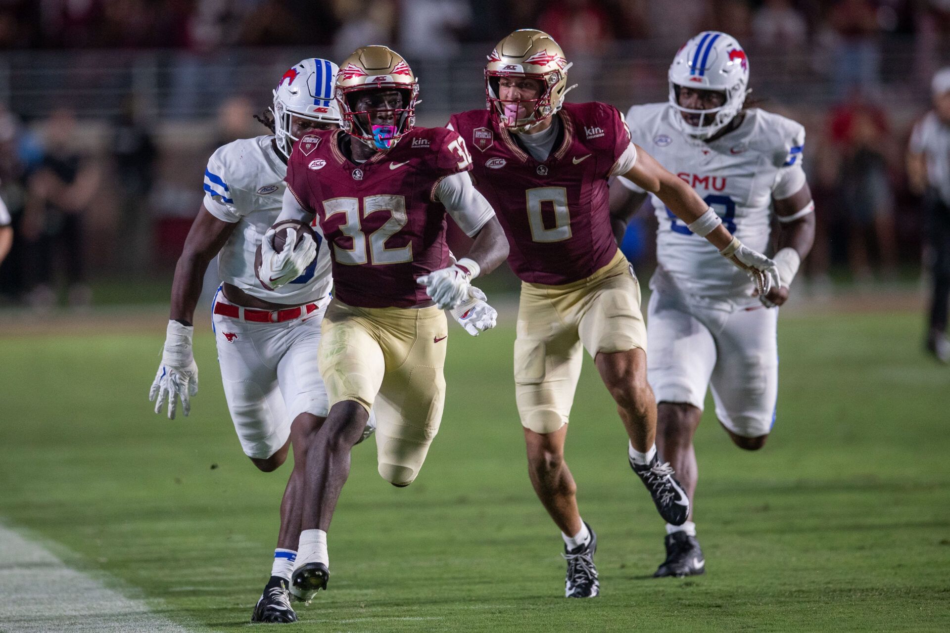 Florida State Seminoles running back Ousmane Kromah (32) makes his way towards the end zone. The SMU Mustangs lead the Florida State Seminoles 17-10 at the end of the first half Monday, Sept. 7, 2026.