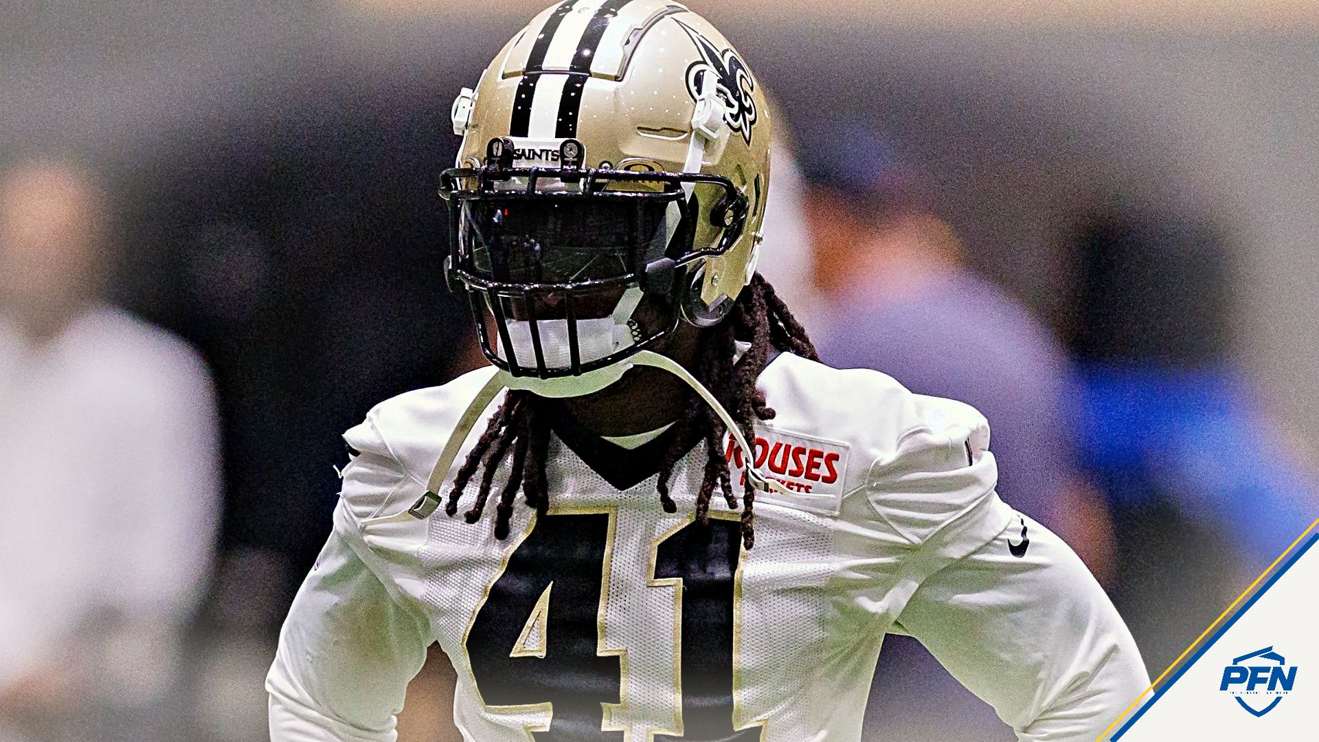 Alvin Kamara returns to Saints-Falcons after knee scare in third quarter