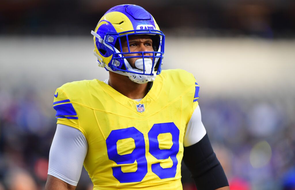 ‘Aaron Donald Is Back’, ‘We Have the Evidence’ — Former NFL Players Make Their Feelings Clear as Superstar Rams DT Makes His Return on MNF ‘Aaron Donald Is Back’, ‘We Have the Evidence’ — Former NFL Players Make Their Feelings Clear as Superstar Rams DT Makes His Return on MNF
