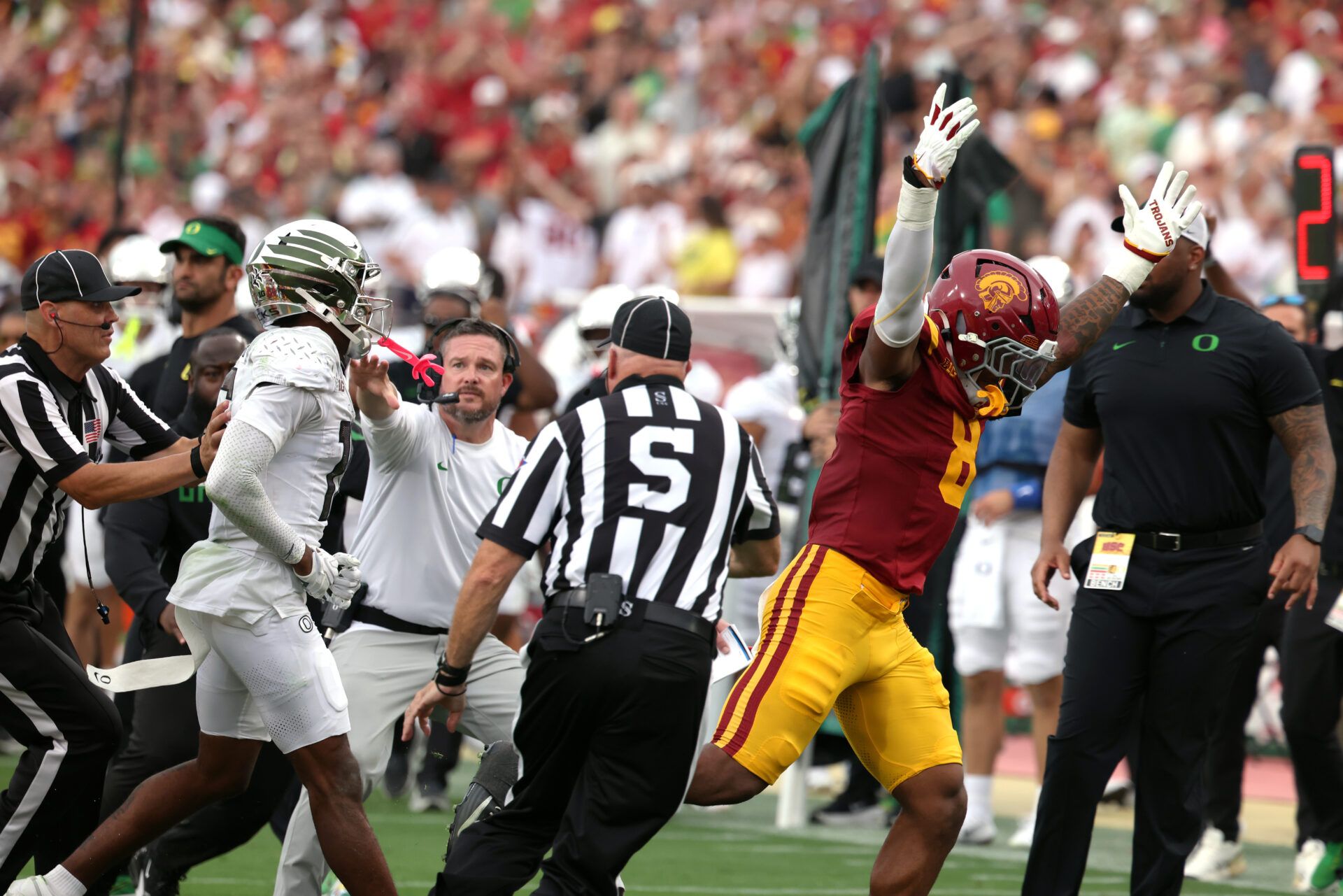 Outcry Mounts for Indefinite Suspension of USC’s Desman Stephens II After Targeting Hit and Taunt Injures Oregon QB Dante Moore