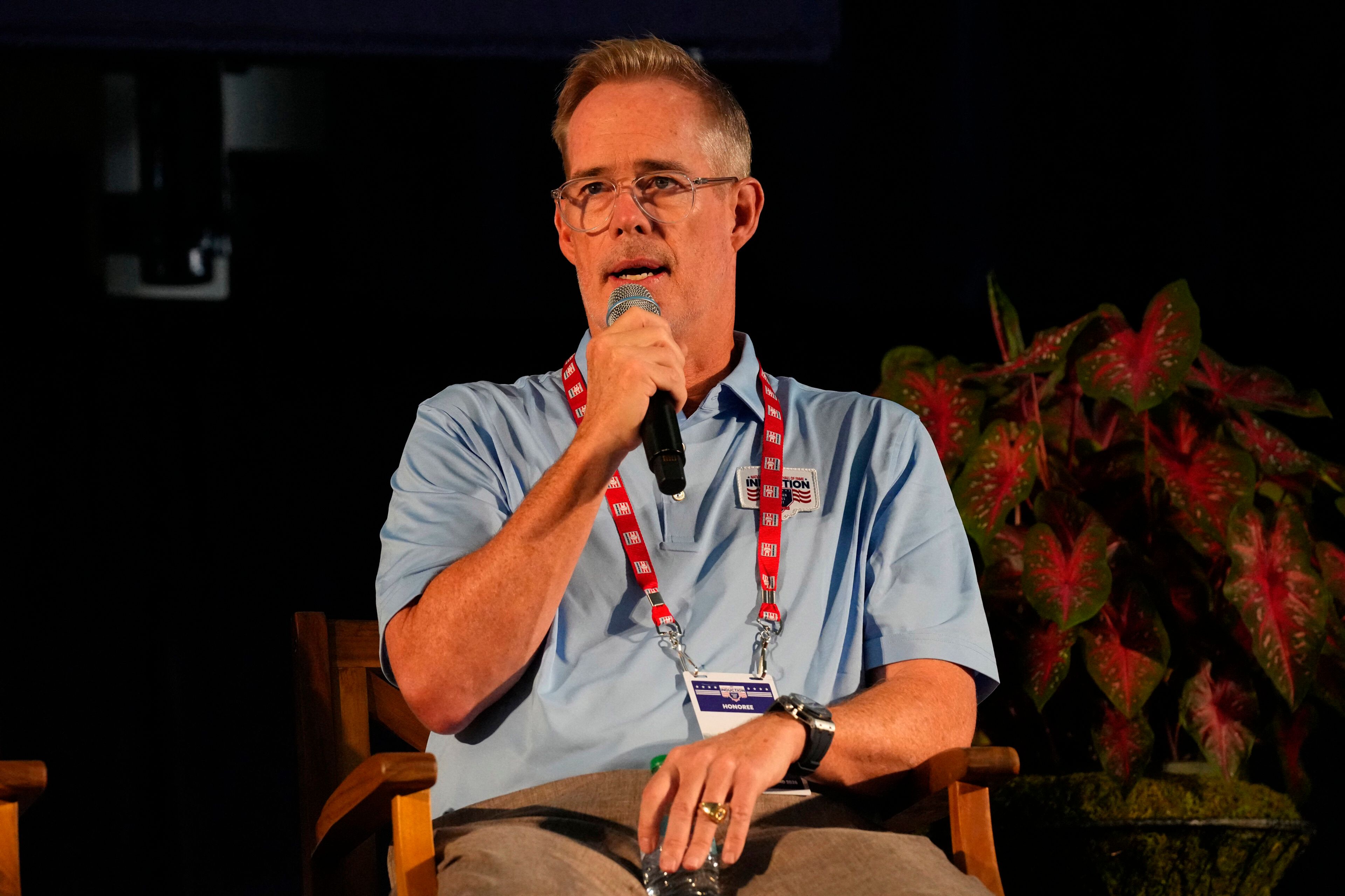 Buck Simulation 'Aggressive Ignorance,' 'Totally Lost' — Joe Buck Draws Fire for ...