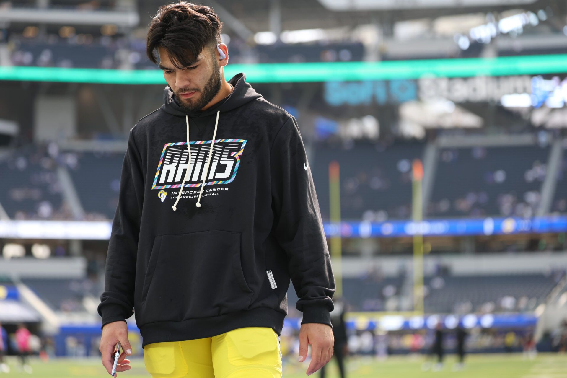 Footbal Pro 'Don’t Know How Long He’s Going To Last’ -- 4-Time Pro Bowler Sounds ...